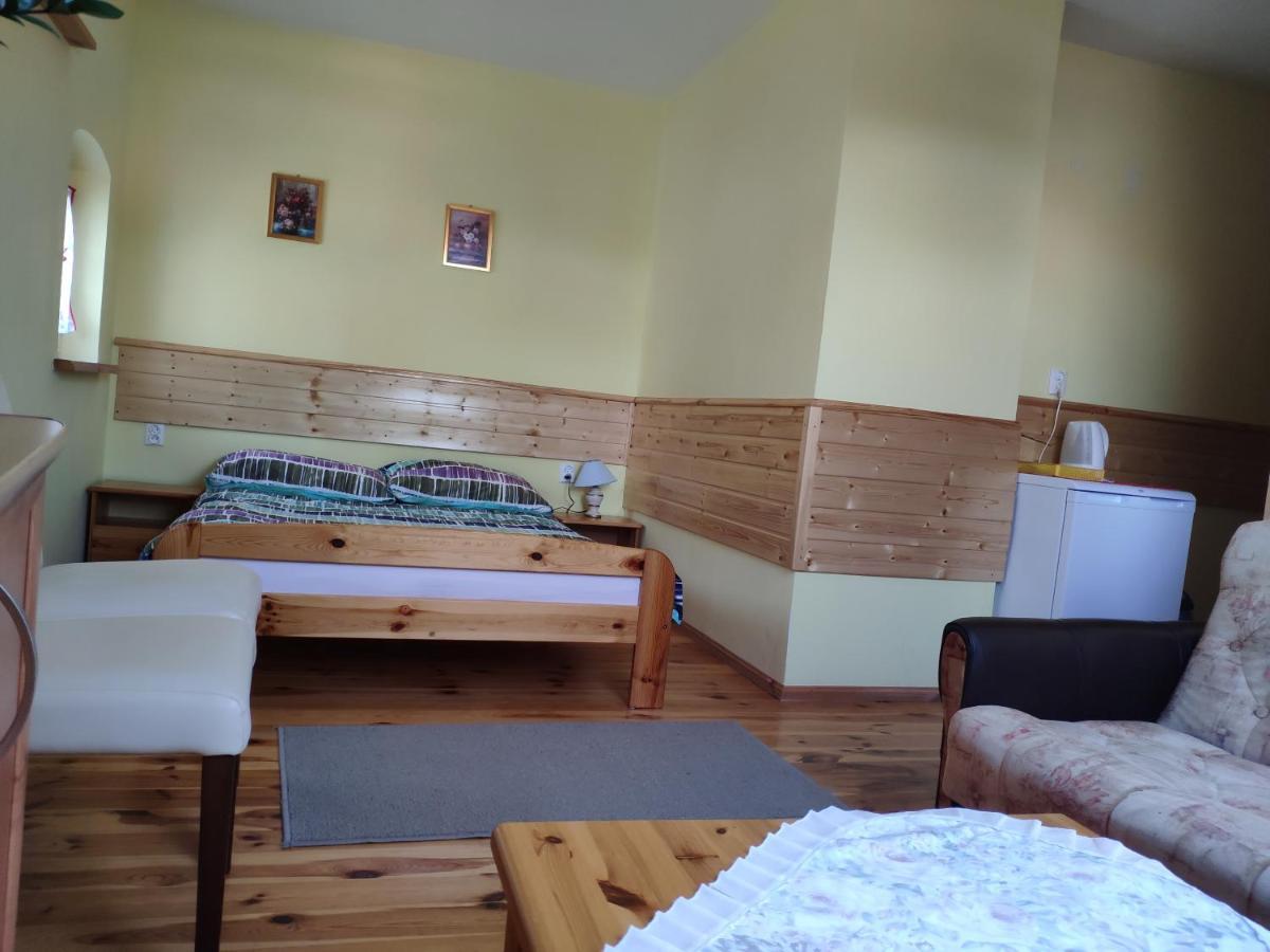 Apartamenty Wakacyjne Nad Jeziorem Juksty Mrągowo Exteriér fotografie